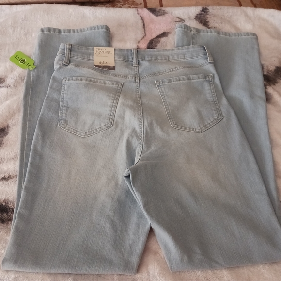 Style & Co High-rise  Boot Cut Jean's 10 NWT - Picture 5 of 11